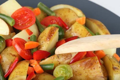 картошка с овощами в духовке