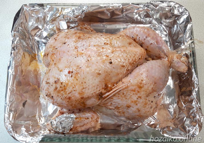 Запечь курицу в соли в духовке целиком